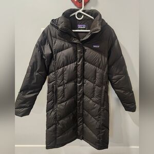 Patagonia Women's Black Down With It Parka.  Size Large.